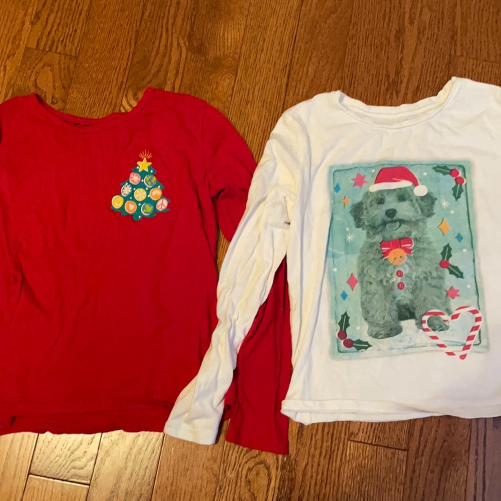 2 Old Navy Girls Christmas Shirts 🎄